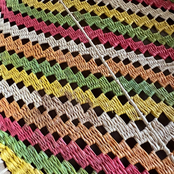 Coastal Hand Woven Basket Seashell Edge Artisan Natural Fibers Wicker Rattan - Picture 7 of 8